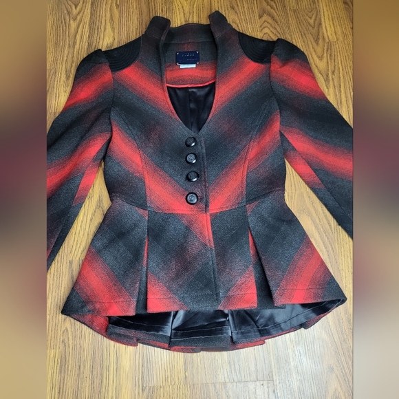 Guess by Marciano Red & Black Peplum Jacket with Leather Trim - Size XS A38 - Picture 3 of 11